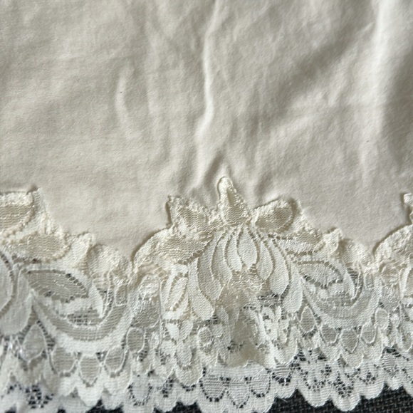 Coldwater Creek cream colored lace trimmed tee - Picture 6 of 6